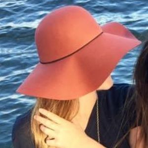 Floppy Hat!